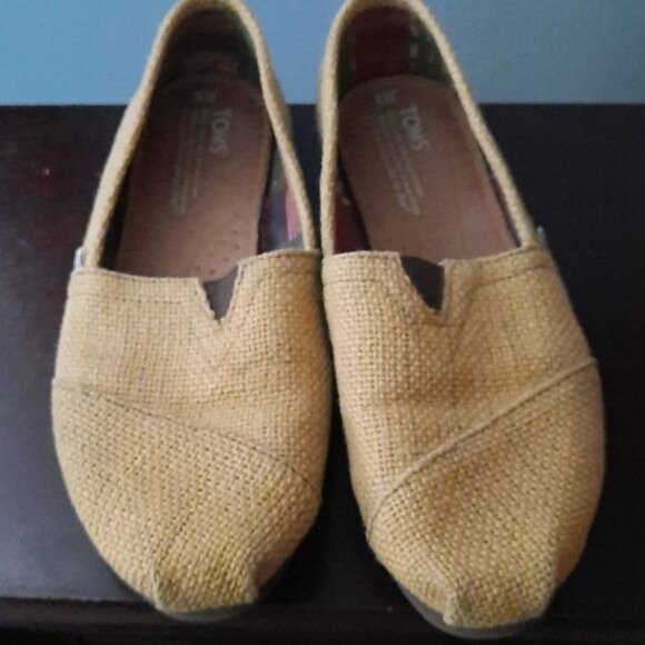 Toms Shoes - Toms Canvas Slip On Loafer Flats Size 8